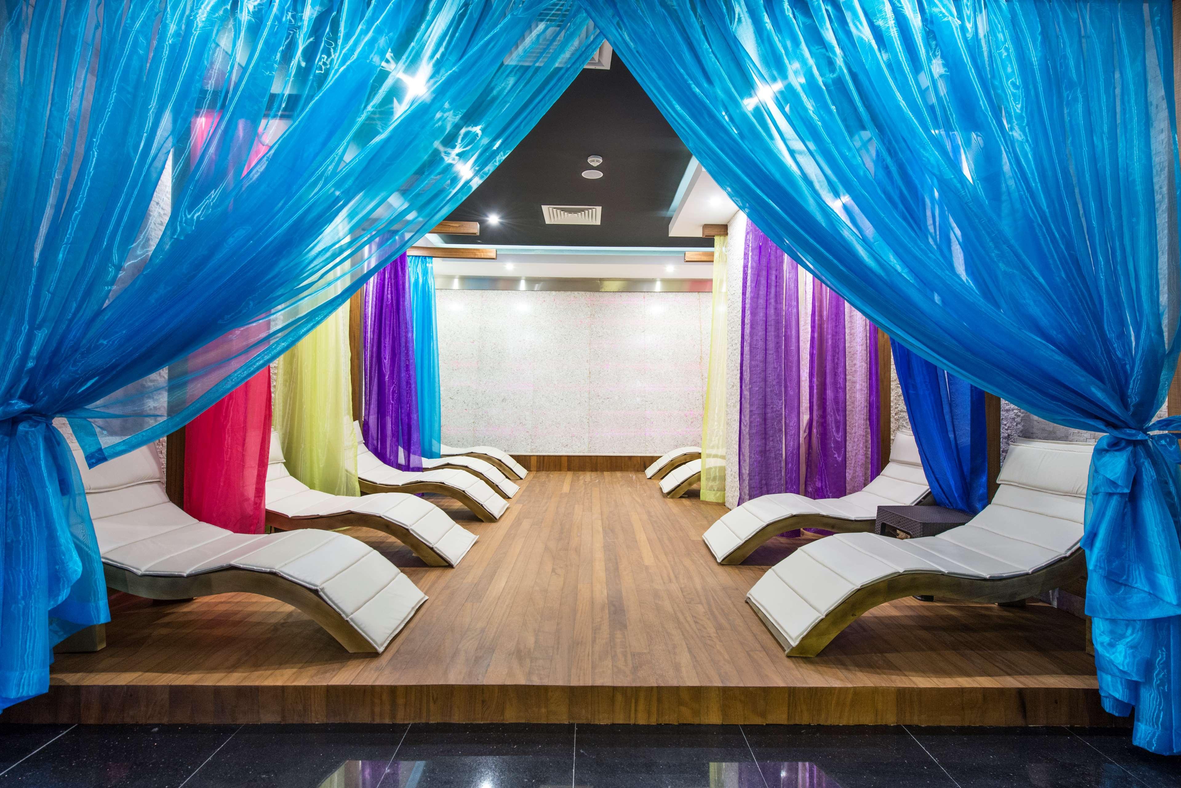 Park Inn By Radisson Ankara Cankaya Extérieur photo