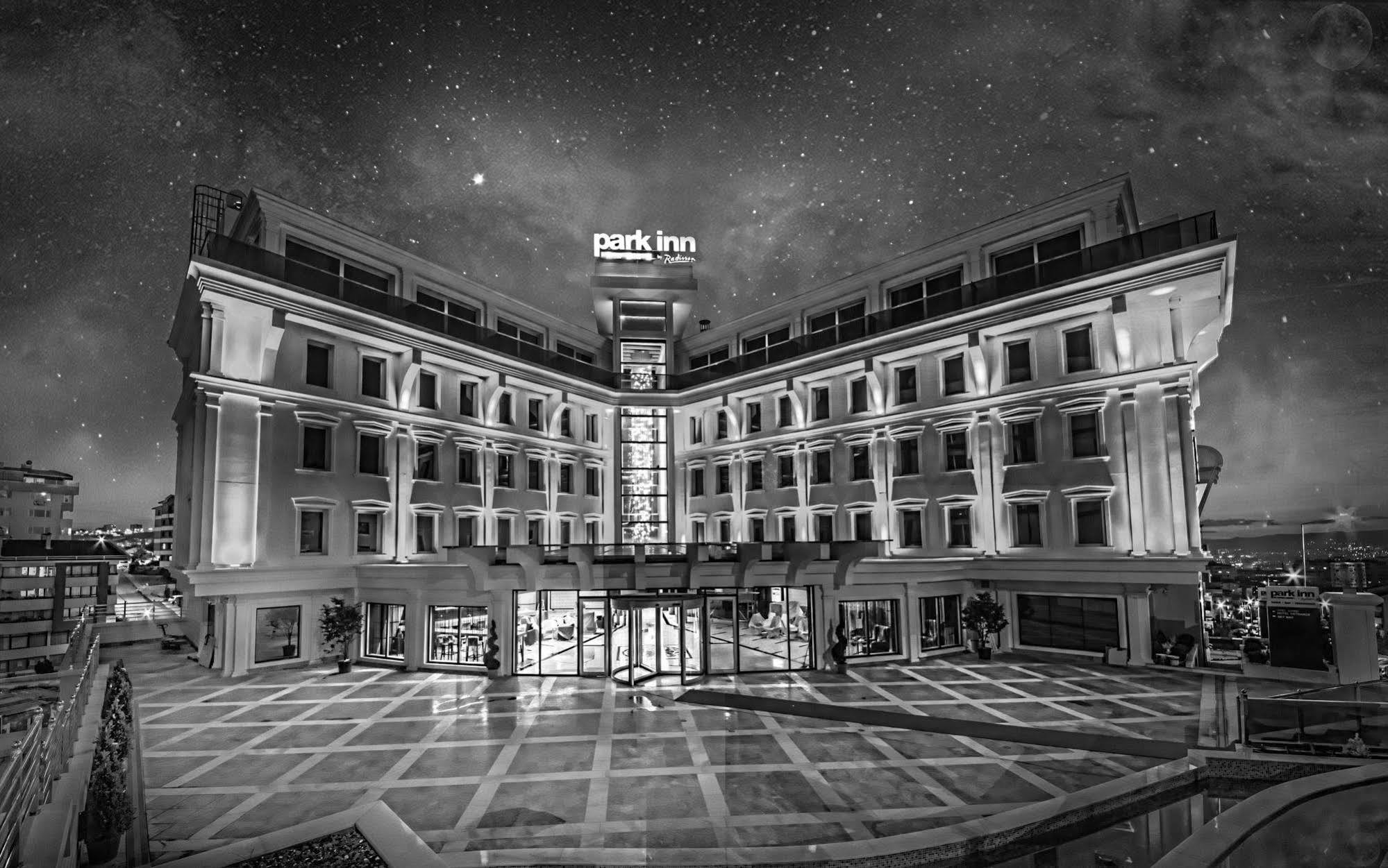 Park Inn By Radisson Ankara Cankaya Extérieur photo